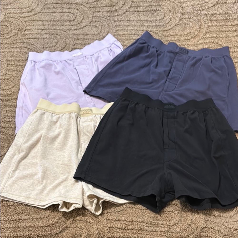 SKIMS Set of Four Women’s Loose  Boxer Shorts in Assorted Colors size XS